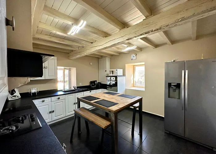 With Pyrenees View Near Foix 펜션