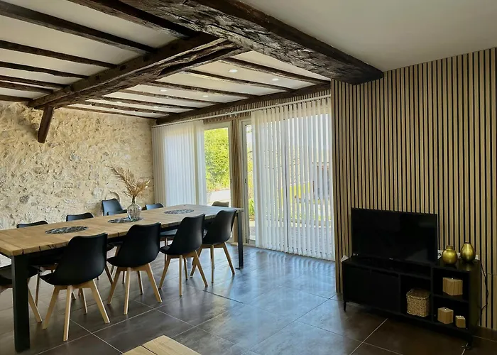 펜션 With Pyrenees View Near Foix Cassagne