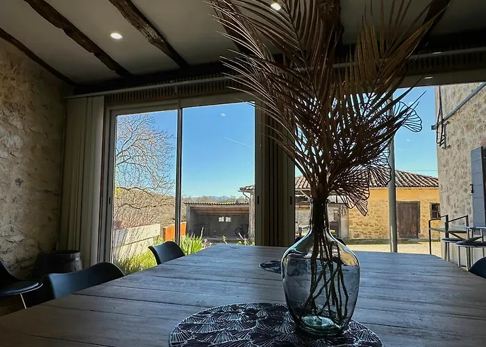 With Pyrenees View Near Foix * Cassagne